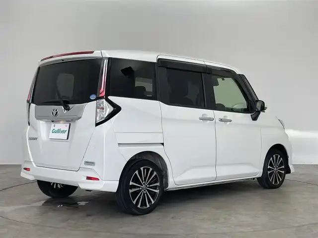 トヨタ ルーミー カスタムG－T 埼玉県 2021(令3)年 3.3万km パールホワイトⅢ 社９インチナビ　ＥＴＣ　前後ドライブレコーダー　シートヒーター　レーダークルーズコントロール　ＨＤＭＩ　両側パワースライドドア　純正アルミホイール　オートライト　スマートキー　ＬＥＤヘッドライト　ＴＶ