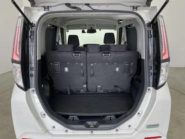 トヨタ ルーミー カスタムG－T 埼玉県 2021(令3)年 3.3万km パールホワイトⅢ 社９インチナビ　ＥＴＣ　前後ドライブレコーダー　シートヒーター　レーダークルーズコントロール　ＨＤＭＩ　両側パワースライドドア　純正アルミホイール　オートライト　スマートキー　ＬＥＤヘッドライト　ＴＶ
