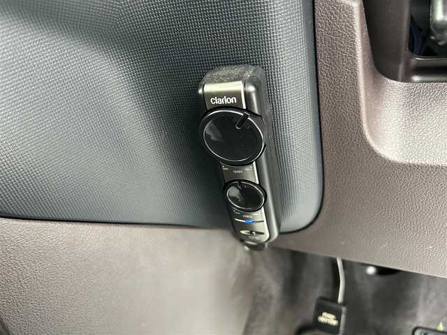 トヨタ スペイド G 大分県 2014(平26)年 5.1万km ホワイトパールクリスタルシャイン  ワンオーナー/ 社外メモリナビ/　・フルセグTV/　・BTオーディオ/　・CD/DVD再生/　・AM/FM/　・バックカメラ/ 片側パワースライドドア/ 運転席シートヒーター/ 横滑り防止装置/ ETC/ 12Vシガーソケット/ 純正フロアマット/ 電動格納ミラー/ KENWOODツィータースピーカー/ クラリオンサブウーファー/ 純正15インチアルミホイール/ ドアバイザー