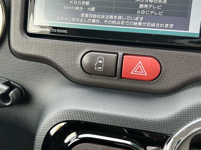 トヨタ スペイド G 大分県 2014(平26)年 5.1万km ホワイトパールクリスタルシャイン  ワンオーナー/ 社外メモリナビ/　・フルセグTV/　・BTオーディオ/　・CD/DVD再生/　・AM/FM/　・バックカメラ/ 片側パワースライドドア/ 運転席シートヒーター/ 横滑り防止装置/ ETC/ 12Vシガーソケット/ 純正フロアマット/ 電動格納ミラー/ KENWOODツィータースピーカー/ クラリオンサブウーファー/ 純正15インチアルミホイール/ ドアバイザー