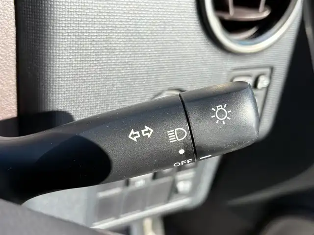 トヨタ スペイド G 大分県 2014(平26)年 5.1万km ホワイトパールクリスタルシャイン  ワンオーナー/ 社外メモリナビ/　・フルセグTV/　・BTオーディオ/　・CD/DVD再生/　・AM/FM/　・バックカメラ/ 片側パワースライドドア/ 運転席シートヒーター/ 横滑り防止装置/ ETC/ 12Vシガーソケット/ 純正フロアマット/ 電動格納ミラー/ KENWOODツィータースピーカー/ クラリオンサブウーファー/ 純正15インチアルミホイール/ ドアバイザー