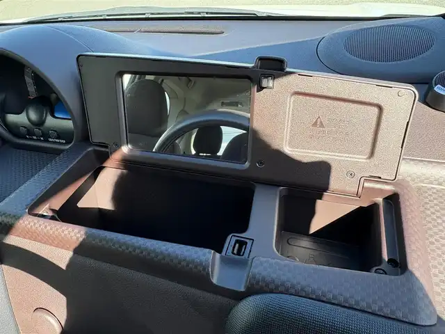 トヨタ スペイド G 大分県 2014(平26)年 5.1万km ホワイトパールクリスタルシャイン  ワンオーナー/ 社外メモリナビ/　・フルセグTV/　・BTオーディオ/　・CD/DVD再生/　・AM/FM/　・バックカメラ/ 片側パワースライドドア/ 運転席シートヒーター/ 横滑り防止装置/ ETC/ 12Vシガーソケット/ 純正フロアマット/ 電動格納ミラー/ KENWOODツィータースピーカー/ クラリオンサブウーファー/ 純正15インチアルミホイール/ ドアバイザー