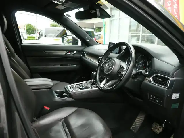 マツダ ＣＸ－８ XD Lパッケージ 静岡県 2017(平29)年 17.6万km マシーングレープレミアムM 純正メーカーオプションナビ/BOSEサウンドシステム/フルセグテレビ/Bluetooth/DVD再生/AUX・USB/全周囲カメラ/車間認知支援システム/スマートシティブレーキ/ブラインドスポット/レーンキープアシスト/交通標識認識システム/ドライバーアテンションアラート/ヘッドアップディスプレイ/レーダークルーズコントロール/THULEルーフキャリア/パワーバックドア/ステアリングヒーター/シートヒーター/パワーシート/レザーシート/オートライト/オートハイビーム/LEDヘッドライト/オートワイパー/ETC