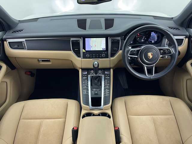 ポルシェ マカン 秋田県 2017(平29)年 1.2万km ピュアホワイト 純正OP　BBS製RSスパイダー　20)インチAW/純正18)インチAW　スタッドレス付AW積込/禁煙車/4WD/純正HDDナビ/バック/サイドカメラ/前後コーナーセンサー/クルーズコントロール/ベージュシート/パワーシート/シートヒーター/革巻きステアリング/パドルシフト/LEDライト/ETC/パワーバックドア/ヒルクライムアシスト/キーレス スタートシステム/W/サイドエアバッグ/ABS/スマートキーx2/保証書/取説/ナビ取説