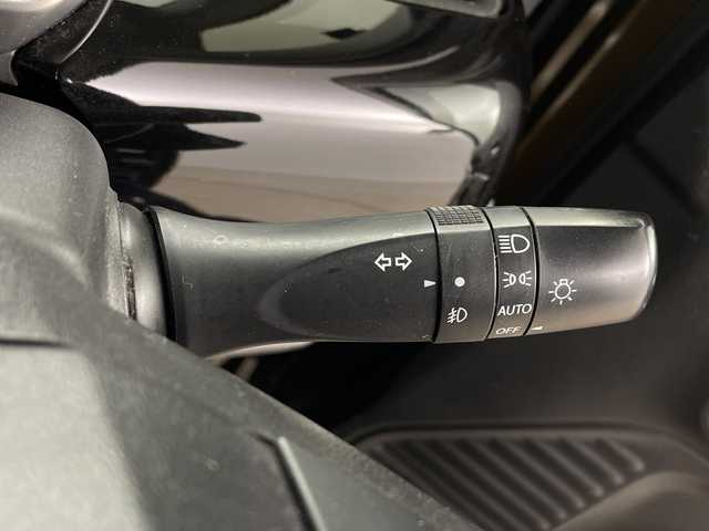 スズキ スペーシア カスタム HYBRID GS 鹿児島県 2018(平30)年 10.7万km ブレイブカーキP 社外SDナビゲーション/フルセグテレビ/Bluetooth/CD/DVD/FM/AM/スズキセーフティサポート/ビルトインETC/アイドリングストップ/運転席シートヒーター/バックカメラ/コーナーセンサー/片側パワースライドドア/純正アルミホイール/ドアバーザー/LEDヘッドライト