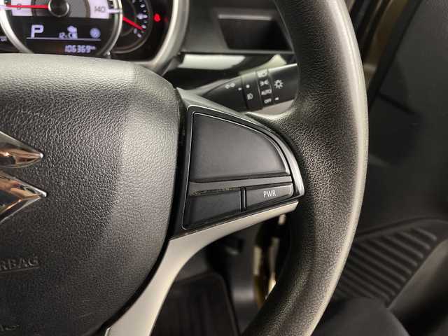 スズキ スペーシア カスタム HYBRID GS 鹿児島県 2018(平30)年 10.7万km ブレイブカーキP 社外SDナビゲーション/フルセグテレビ/Bluetooth/CD/DVD/FM/AM/スズキセーフティサポート/ビルトインETC/アイドリングストップ/運転席シートヒーター/バックカメラ/コーナーセンサー/片側パワースライドドア/純正アルミホイール/ドアバーザー/LEDヘッドライト