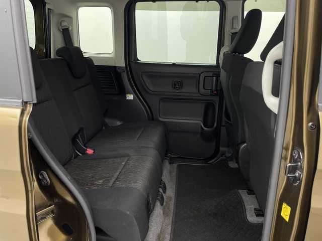 スズキ スペーシア カスタム HYBRID GS 鹿児島県 2018(平30)年 10.7万km ブレイブカーキP 社外SDナビゲーション/フルセグテレビ/Bluetooth/CD/DVD/FM/AM/スズキセーフティサポート/ビルトインETC/アイドリングストップ/運転席シートヒーター/バックカメラ/コーナーセンサー/片側パワースライドドア/純正アルミホイール/ドアバーザー/LEDヘッドライト