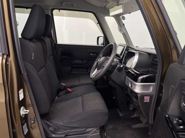 スズキ スペーシア カスタム HYBRID GS 鹿児島県 2018(平30)年 10.7万km ブレイブカーキP 社外SDナビゲーション/フルセグテレビ/Bluetooth/CD/DVD/FM/AM/スズキセーフティサポート/ビルトインETC/アイドリングストップ/運転席シートヒーター/バックカメラ/コーナーセンサー/片側パワースライドドア/純正アルミホイール/ドアバーザー/LEDヘッドライト