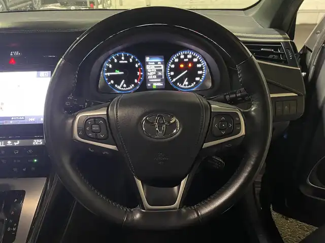 トヨタ ハリアー プレミアム メタル&レザーP 道央・札幌 2017(平29)年 6.7万km スパークリングブラックパールクリスタルシャイン ワンオーナー/4WD/社外メモリナビ(フルセグ、AM、FM、CD、DVD、BT)/バックカメラ/レーダークルーズコントロール/オートマチックハイビーム/プリクラッシュセーフティー/クリアランスソナー(F/R)/レーンディパーチャーアラート/寒冷地仕様/パワーシート(D/N)運転席メモリ付/パワーバックドア/シートヒーター(D/N)/シートクーラー(D/N)/純正18インチAW(サマータイヤ)/純正エンジンスターター/社外ドライブレコーダー(F)/社外後席モニター/ビルトインETC/スペアキー×1