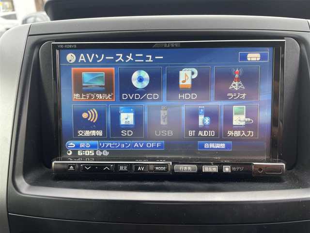 トヨタ ヴォクシー ZS 煌Ⅲ 沖縄県 2012(平24)年 7.4万km ブラック (株)IDOMが運営する【じしゃロンコザ店】の自社ローン専用車両になりますこちらは現金またはオートローンご利用時の価格です。自社ローンご希望の方は別途その旨お申付け下さい/アルパインナビ　/フルセグＴＶ　/Ｂｌｕｅｔｏｏｔｈ接続　/バックカメラ　/ＣＤ／ＤＶＤ再生　/ＥＴＣ　/フリップダウンモニター　/両側パワースライドドア　/プッシュスタート　/スマートキー　/スペアキー