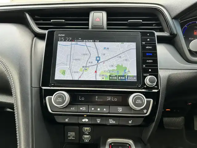 ホンダ インサイト LX 福岡県 2019(平31)年 6.1万km クリスタルブラックパール 純正8インチメモリナビ/　（AM/FM/CD/DVD/Bluetooth/フルセグTV）/バックカメラ/ホンダセンシング/・衝突軽減ブレーキ/・誤発進抑制機能/・後方誤発進抑制機能/・歩行者事故低減ステアリング/・路外逸脱抑制機能/・先行車発進お知らせ機能/・標識認識機能/オートライト/横滑り防止機能/コーナーセンサー/クリアランスソナー/アダプティブクルーズコントロール/純正16インチアルミホイール/シートヒーター（D/N)/ビルトインETC2.0/社外前方ドライブレコーダー/社外フロアマット/パドルシフト/電格ウインカーミラー/プッシュスタート/USB端子×2/電源アダプター×1/ISOFIX/盗難防止装置/スペアキー×1/保証書/取扱説明書/ナビ取扱説明書