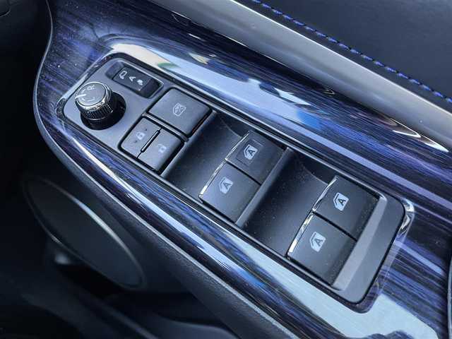 トヨタ ハリアー プログレス メタル&レザーPスタイルブルーイッシュ 群馬県 2018(平30)年 7.3万km ブラックマイカ 純正SDナビ/  (AM/FM/CD/DVD/BT/USB/SD)/フルセグTV/JBLプレミアムサウンド/サンルーフ/全方位カメラ/トヨタセーフティーセンス/クルーズコントロール/レーンキープアシスト/前後コーナーセンサー/パワーシート/メモリーシート/シートヒーター/シートクーラー/オートパワーウィンドウ/パワーバックドア/電動パーキング/純正アルミホイール/純正フロアマット/ステアリングスイッチ/ETC2.0/スマートキー/プッシュスタート/LEDヘッドライト/電格ミラー/ターボ/保証書/取扱説明書