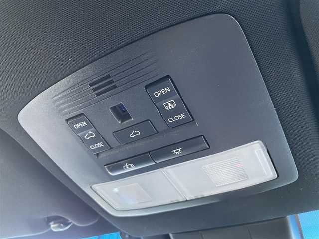 トヨタ ハリアー プログレス メタル&レザーPスタイルブルーイッシュ 群馬県 2018(平30)年 7.3万km ブラックマイカ 純正SDナビ/  (AM/FM/CD/DVD/BT/USB/SD)/フルセグTV/JBLプレミアムサウンド/サンルーフ/全方位カメラ/トヨタセーフティーセンス/クルーズコントロール/レーンキープアシスト/前後コーナーセンサー/パワーシート/メモリーシート/シートヒーター/シートクーラー/オートパワーウィンドウ/パワーバックドア/電動パーキング/純正アルミホイール/純正フロアマット/ステアリングスイッチ/ETC2.0/スマートキー/プッシュスタート/LEDヘッドライト/電格ミラー/ターボ/保証書/取扱説明書