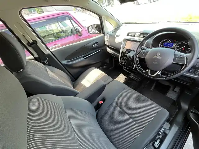 三菱 ｅＫカスタム Tセーフティプラスエディション 愛知県 2019(平31)年 7万km パープリッシュネイビーパール /禁煙車//純正ディーラーメモリナビ・フルセグTV/（MM318D-WM）/CD・DVD・Bluetooth・AM・FM・AUX//バックカメラ//マルチアラウンドモニター//衝突被害軽減ブレーキ//クルーズコントロール//アクティブスタビリティコントロール（ASC）//車線逸脱警報システム（LDW）//HIDヘッドライト・オートライト//オートマチックハイビーム（AHB）//フロントフォグランプ//クリアランスソナー//プッシュスタート//運転席シートヒーター//ETC//革巻きステアリング//ステアリングスイッチ//電動格納ミラーウインカー//純正ドアバイザー//衝突安全ボディ//取扱説明書