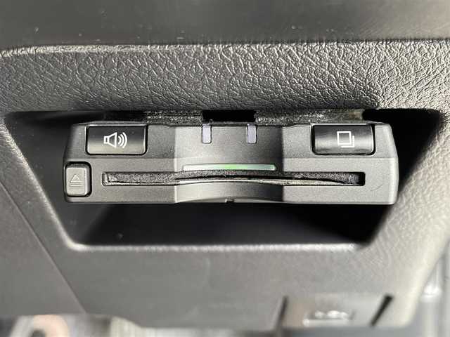 トヨタ ヴィッツ F スマートストップP シエル 愛媛県 2013(平25)年 6.7万km ボルドーマイカメタリック 純正ナビ（NHZD-W62G）/・Bluetooth/・CD/DVD/フルセグTV/バックカメラ/ETC/ドライブレコーダー/純正フロアマット/オートライト