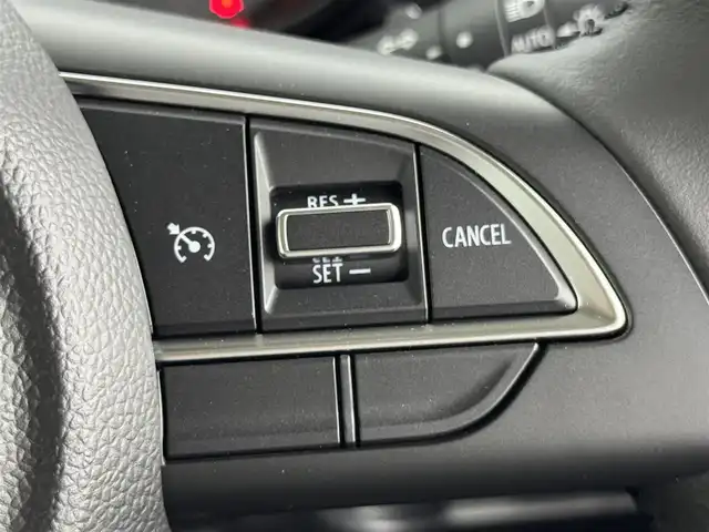 スズキ ジムニー XC 福岡県 2024(令6)年 0.1千km シフォンアイボリーメタリックブラック2トーンルーフ オーディオレス仕様　/クルーズコントロール　/コーナーセンサー　/衝突軽減ブレーキ　/レーンキープ　/ヒルディセントコントロール　/アイドリングストップ　/シートヒーター　/ヒーテッドドアミラー　/ＬＥＤヘッドライト