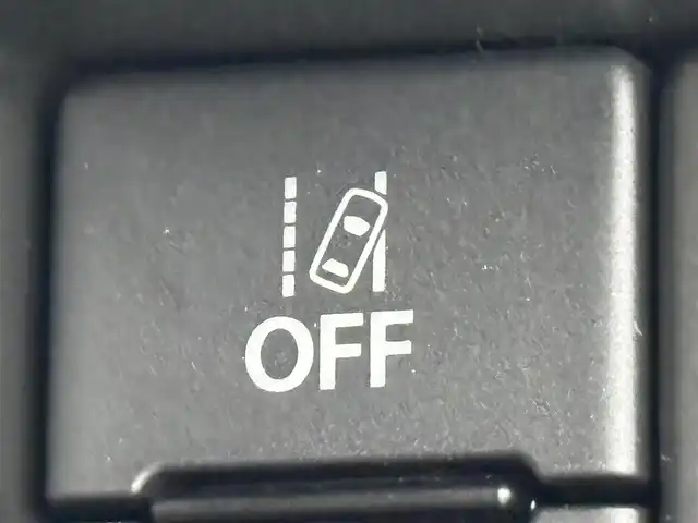 スズキ ジムニー XC 福岡県 2024(令6)年 0.1千km シフォンアイボリーメタリックブラック2トーンルーフ オーディオレス仕様　/クルーズコントロール　/コーナーセンサー　/衝突軽減ブレーキ　/レーンキープ　/ヒルディセントコントロール　/アイドリングストップ　/シートヒーター　/ヒーテッドドアミラー　/ＬＥＤヘッドライト