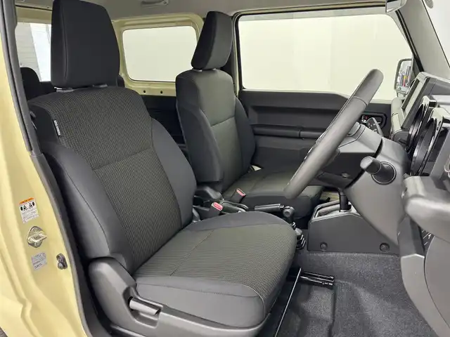 スズキ ジムニー XC 福岡県 2024(令6)年 0.1千km シフォンアイボリーメタリックブラック2トーンルーフ オーディオレス仕様　/クルーズコントロール　/コーナーセンサー　/衝突軽減ブレーキ　/レーンキープ　/ヒルディセントコントロール　/アイドリングストップ　/シートヒーター　/ヒーテッドドアミラー　/ＬＥＤヘッドライト