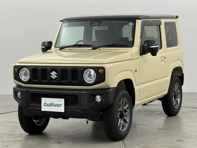 スズキ ジムニー XC 福岡県 2024(令6)年 0.1千km シフォンアイボリーメタリックブラック2トーンルーフ オーディオレス仕様　/クルーズコントロール　/コーナーセンサー　/衝突軽減ブレーキ　/レーンキープ　/ヒルディセントコントロール　/アイドリングストップ　/シートヒーター　/ヒーテッドドアミラー　/ＬＥＤヘッドライト
