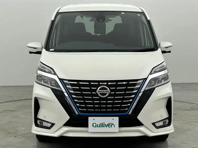 日産 セレナ e－パワー ハイウェイスター 福岡県 2020(令2)年 8.6万km ブリリアントホワイトパール 後席モニター　/純正ナビ　/全方位カメラ　/ＥＴＣ　/前後ドラレコ　/ＡＣＣ　/プロパイロット　/コーナーセンサー　/エマージェンシーブレーキ　/レーンキープ　/ＢＳＭ　/パーキングアシスト　/両側電動スライドドア　/ＬＥＤ