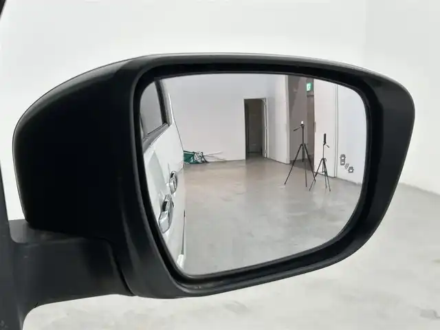 日産 セレナ e－パワー ハイウェイスター 福岡県 2020(令2)年 8.6万km ブリリアントホワイトパール 後席モニター　/純正ナビ　/全方位カメラ　/ＥＴＣ　/前後ドラレコ　/ＡＣＣ　/プロパイロット　/コーナーセンサー　/エマージェンシーブレーキ　/レーンキープ　/ＢＳＭ　/パーキングアシスト　/両側電動スライドドア　/ＬＥＤ
