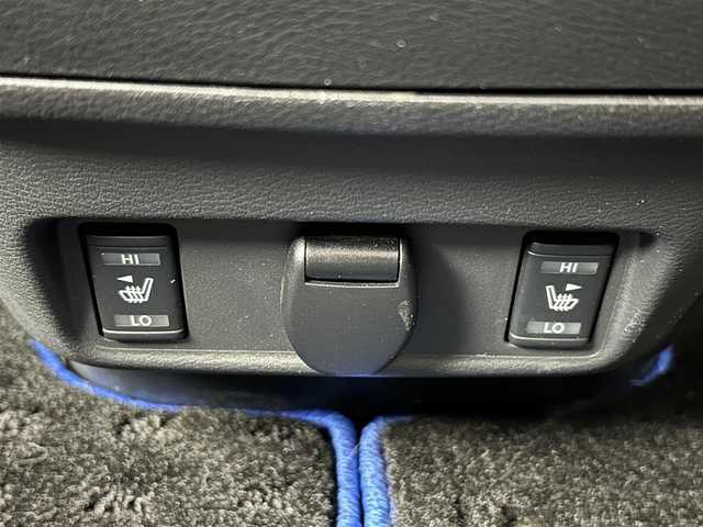 日産 セレナ e－パワー ハイウェイスター V 福岡県 2020(令2)年 8.6万km ブリリアントホワイトパール 後席モニター　/純正ナビ　/全方位カメラ　/ＥＴＣ　/前後ドラレコ　/ＡＣＣ　/プロパイロット　/コーナーセンサー　/エマージェンシーブレーキ　/レーンキープ　/ＢＳＭ　/パーキングアシスト　/両側電動スライドドア　/ＬＥＤ