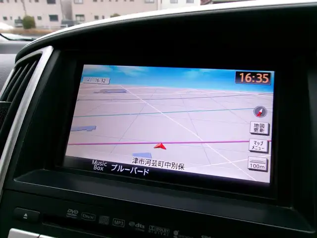 日産 セレナ ハイウェイスター Vセレクション 三重県 2009(平21)年 10.1万km ホワイトパール ♪ワンオーナー/インテリキー×2/両側パワースライドドア/純正メーカーナビ/・DTV・CD録音/・DVD再生/・バックカメラ/AC100V/革調シートカバー/純正15インチAW/HIDヘッドライト/フォグライト/オートライト/ウィンカーミラー/電格ミラー/革巻ステアリング/ステアリングスイッチ/プライバシーガラス/フロアマット/ドアバイザー/ビルトインETC