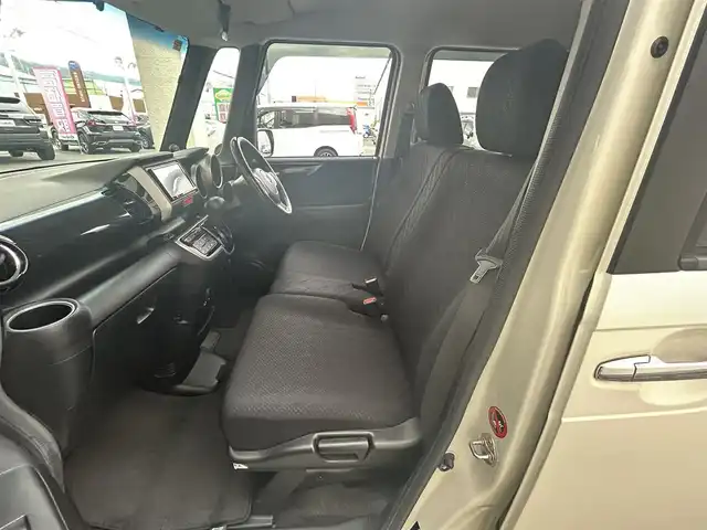 ホンダ Ｎ ＢＯＸ ＋ カスタム G 大阪府 2014(平26)年 5.5万km プレミアムホワイトパール 7インチ社外ナビ/（フルセグTV/BT/CD/DVD)/車いす仕様車/盗難防止装置/横滑り防止装置/フルフラットシート/ベンチシート/プッシュスタート/純正14インチアルミホイール/純正フロアマット/ETC/保証書/取扱説明書/スペアキー×１