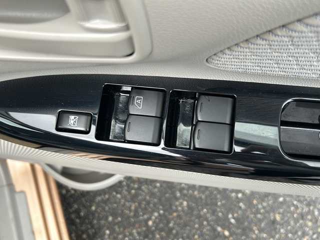 日産 デイズ X Vセレ +SeftyⅡ 新潟県 2015(平27)年 0.9万km ピンクゴールドM 純正SDナビ:MC314D-W/アラウンドビューモニター/衝突軽減システム/ETC/ドアバイザー/取扱説明書