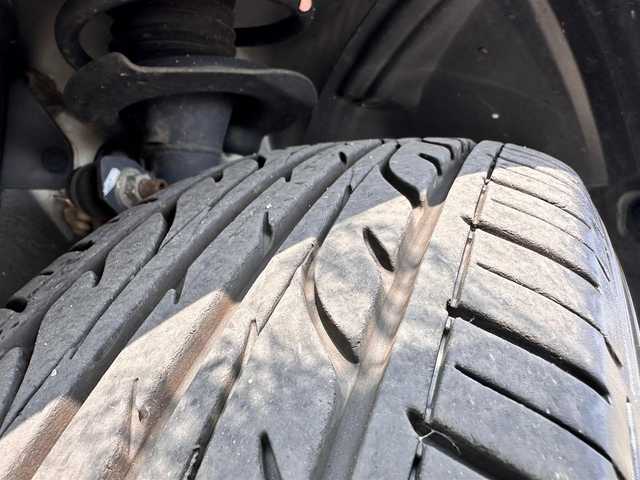 日産 セレナ X 宮城県 2017(平29)年 8.7万km ブリリアントシルバー ワンオーナー/エマージェンシーブレーキ/車線逸脱警報/純正ナビ（MJ116D-W）/・CD/SD/・Bluetooth/・フルセグTV/バックカメラ/ビルトインETC/ワンタッチオートスライドドア（助手席側）/ステアリングスイッチ/オートライト/スマートキー＆プッシュスタート/電動格納ミラー/フロアマット/Wエアバッグ/取扱説明書/保証書
