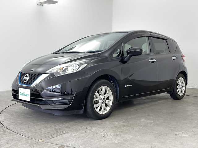 日産 ノート e－パワー X Vセレクション 兵庫県 2020(令2)年 4.8万km スーパーブラック 純正ナビ　/アラウンドビューモニター　/エマージェンシーブレーキ　/デジタルインナーミラー　/前後ドライブレコーダー　/ＥＴＣ　/ＬＥＤヘッドライト　/オートライト　/レーンキープアシスト　/純正アルミホイール　/ＤＶＤ再生