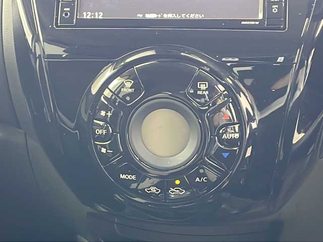 日産 ノート e－パワー X Vセレクション 大阪府 2020(令2)年 4.8万km スーパーブラック エマージェンシーブレーキ　/純正メモリナビ/　　CD/DVD/ワンセグTV/アラウンドビューモニター　/LEDオートライト　/純正15インチアルミホイール　/車線逸脱警報/フロントバックソナー/アイドリングストップ/インテリジェントキー/ETC