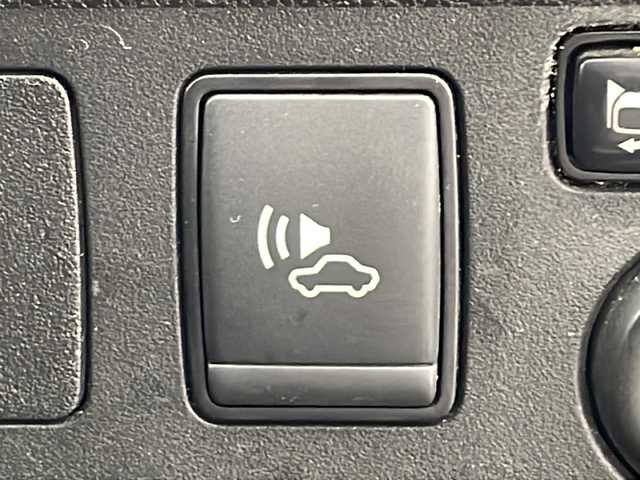 日産 ノート e－パワー X Vセレクション 大阪府 2020(令2)年 4.8万km スーパーブラック エマージェンシーブレーキ　/純正メモリナビ/　　CD/DVD/ワンセグTV/アラウンドビューモニター　/LEDオートライト　/純正15インチアルミホイール　/車線逸脱警報/フロントバックソナー/アイドリングストップ/インテリジェントキー/ETC