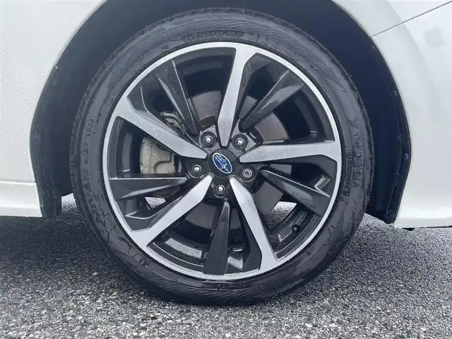 スバル レヴォーグ 1．8GT－H EX 滋賀県 2021(令3)年 6.3万km クリスタルホワイトP ガソリン/4WD/CVT/純正11インチディスプレイナビ/【FM/AM/フルセグ/Bluetooth/AppleCarplay】/全席シートヒーター/運転席・助手席パワーシート/オートドライビングポジションメモリー/電動リアゲート/ETC/ドライブレコーダー/アイサイト/・プリクラッシュブレーキアシスト/・レーンキープアシスト/・全車速追従機能付きクルーズコントロール/バック・サイドカメラ/電動パーキングブレーキ/コーナーセンサー/電子インナールームミラー/フルオートエアコン/ステアリングスイッチ/革巻きステアリング/パドルシフト/電動格納ウインカーミラー/オートライト/LEDヘッドライト/フロントフォグ/純正ドアバイザー/純正フロアマット/プッシュスタート/スマートキー