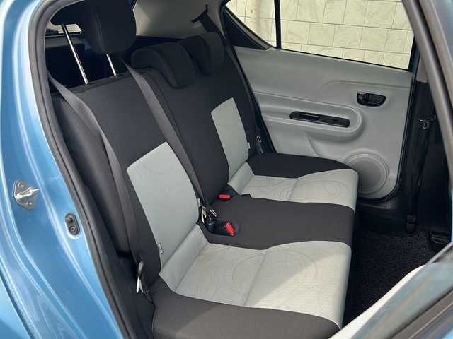 トヨタ アクア S 神奈川県 2013(平25)年 3万km クールソーダメタリック ワンオーナー/純正ディーラーナビ（AM/FM/CD/DVD/SD/BT/フルセグTV）/バックカメラ/ABS/横滑り防止装置/盗難防止装置/衝突被害軽減システム/ダブルエアバッグ/ETC/前後ドライブレコーダー/プッシュスタート/オートライト/電動格納ミラー/ステアリングスイッチ/ECOモード/EVモード/取扱説明書/保証書/スペアキー×１