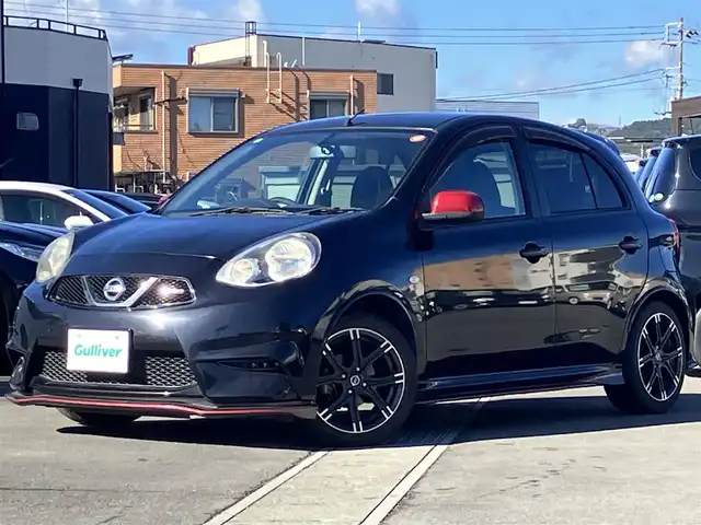 日産 マーチ ニスモ 静岡県 2017(平29)年 5.5万km ピュアブラック エンジンスタートボタン/パワーステアリング/パワーウィンドウ/保証書/取扱説明書/記録簿/アイドリングストップ/スマートキー/スペアキー1本/オートエアコン/ETC/SDナビ（CD/DVD/BT/フルセグ）/純正フロアマット/布シート/純正アルミホイール/ABS/横滑り防止装置/オートライト/LEDヘッドライト/Wエアバッグ