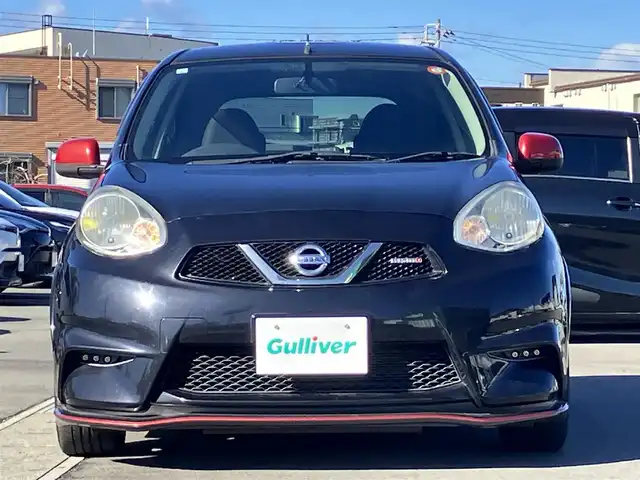 日産 マーチ ニスモ 静岡県 2017(平29)年 5.5万km ピュアブラック エンジンスタートボタン/パワーステアリング/パワーウィンドウ/保証書/取扱説明書/記録簿/アイドリングストップ/スマートキー/スペアキー1本/オートエアコン/ETC/SDナビ（CD/DVD/BT/フルセグ）/純正フロアマット/布シート/純正アルミホイール/ABS/横滑り防止装置/オートライト/LEDヘッドライト/Wエアバッグ