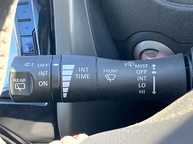 日産 マーチ ニスモ 静岡県 2017(平29)年 5.5万km ピュアブラック エンジンスタートボタン/パワーステアリング/パワーウィンドウ/保証書/取扱説明書/記録簿/アイドリングストップ/スマートキー/スペアキー1本/オートエアコン/ETC/SDナビ（CD/DVD/BT/フルセグ）/純正フロアマット/布シート/純正アルミホイール/ABS/横滑り防止装置/オートライト/LEDヘッドライト/Wエアバッグ