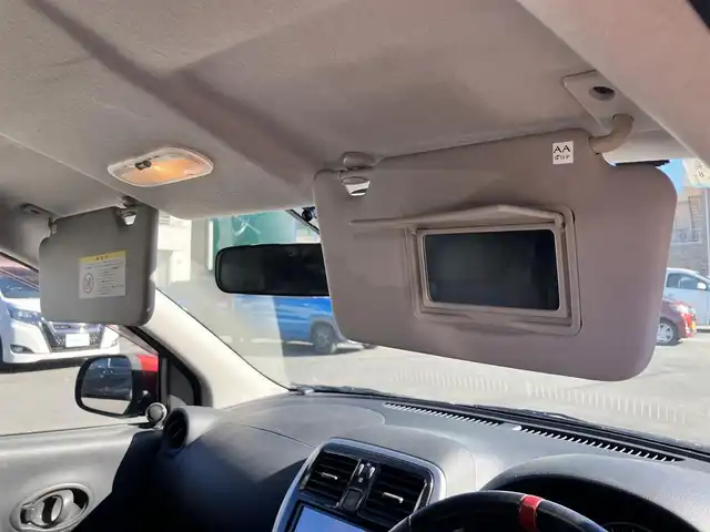 日産 マーチ ニスモ 静岡県 2017(平29)年 5.5万km ピュアブラック エンジンスタートボタン/パワーステアリング/パワーウィンドウ/保証書/取扱説明書/記録簿/アイドリングストップ/スマートキー/スペアキー1本/オートエアコン/ETC/SDナビ（CD/DVD/BT/フルセグ）/純正フロアマット/布シート/純正アルミホイール/ABS/横滑り防止装置/オートライト/LEDヘッドライト/Wエアバッグ