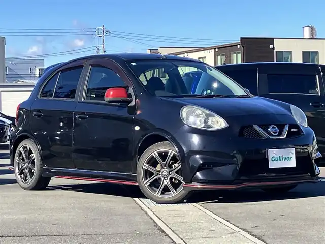 日産 マーチ ニスモ 静岡県 2017(平29)年 5.5万km ピュアブラック エンジンスタートボタン/パワーステアリング/パワーウィンドウ/保証書/取扱説明書/記録簿/アイドリングストップ/スマートキー/スペアキー1本/オートエアコン/ETC/SDナビ（CD/DVD/BT/フルセグ）/純正フロアマット/布シート/純正アルミホイール/ABS/横滑り防止装置/オートライト/LEDヘッドライト/Wエアバッグ