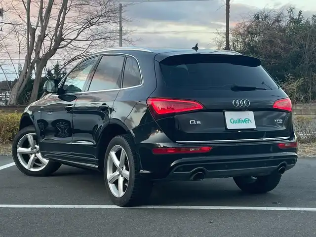 アウディ Ｑ５ 2．0 TFSI クワトロ 福島県 2014(平26)年 13万km ミトスブラックメタリック 純正HDDナビ/BT/MSV/フルセグTV/スマートキー/追従クルーズコントロール/ETC/プッシュスタート/純正フロアマット/D席パワーシート/シートメモリー/ハーフレザーシート/オートライト/ブレーキホールド/電格ミラー/バックカメラ/サイズカメラ