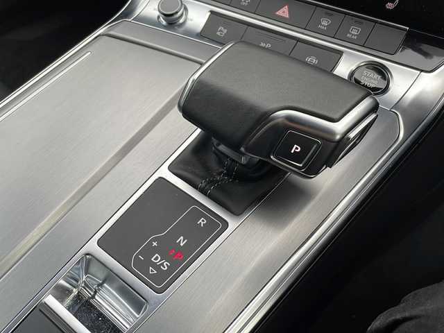 アウディ Ａ６ アバント 40TDIクワトロスポーツ 静岡県 2021(令3)年 8.4万km 白 Sラインパッケージ/純正ナビ/地デジTV/バーチャルコックピット/全周囲カメラ/純正20インチAW/レザーシート/シートヒーター/クルーズコントロール/電動リアゲート/2.0ETC/スマートキー