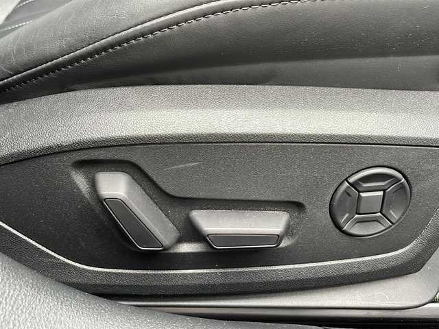 アウディ Ａ６ アバント 40TDIクワトロスポーツ 静岡県 2021(令3)年 8.4万km 白 Sラインパッケージ/純正ナビ/地デジTV/バーチャルコックピット/全周囲カメラ/純正20インチAW/レザーシート/シートヒーター/クルーズコントロール/電動リアゲート/2.0ETC/スマートキー