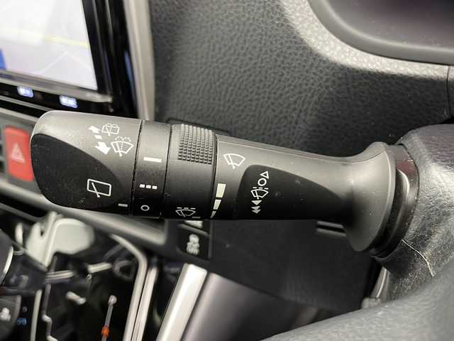 トヨタ ヴォクシー ZS 煌Ⅱ 長野県 2019(令1)年 3.6万km ホワイトパールクリスタルシャイン 純正SDナビ&フルセグTV&CD&USB&BT/クルーズコントロール/車線逸脱警報/プリクラッシュセーフティ/コーナーセンサー/アイドリングストップ/社外前方ドライブレコーダー/両側パワースライドドア/ウォークスルー/ビルトインETC/LEDヘッドライト/オートライト/フロントフォグランプ/電動格納ミラー/ウィンカーミラー/純正16インチAW装着/社外フロアマット/純正ドアバイザー/プッシュスタート/スマートキー