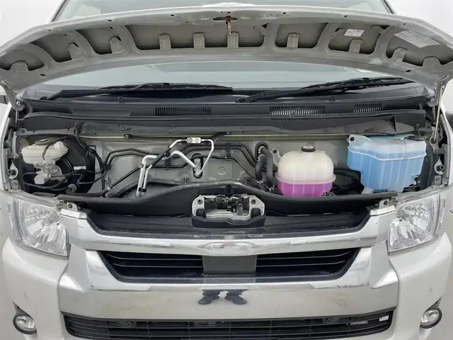 トヨタ ハイエース GL ロング 群馬県 2021(令3)年 0.7万km ホワイトパールクリスタルシャイン 純正オーディオ/CD/AUX/USB/バックカメラ/防眩ミラー/オートライト/AHB/Fフォグ/LDA/PKSB/クリアランスソナー/AC１００V/１００W/キーレス/純正マット/純正バイザー/４WD/左側パワースライドドア/トヨタセーフティセンス/車内スタッドレスタイヤ積込/禁煙車