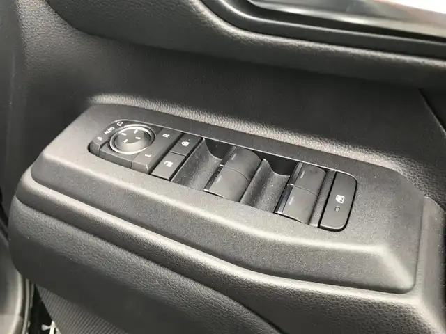 トヨタ ランドクルーザー ２５０ VX 富山県 2024(令6)年 0.2万km ブラック 4WD/ワンオーナー/サンルーフ/純正ディスプレイオーディオ/ナビ/フルセグTV/Bluetooth/全周囲カメラ/デジタルインナーミラー/衝突被害軽減ブレーキ/レーンキープアシスト/コーナーセンサー/クルーズコントロール（追従あり）/レザーシート/パワーシート/シートヒーター/エアシート/ステアリングヒーター/電動リアゲート/ETC2.0/オートライト/オートマチックハイビーム