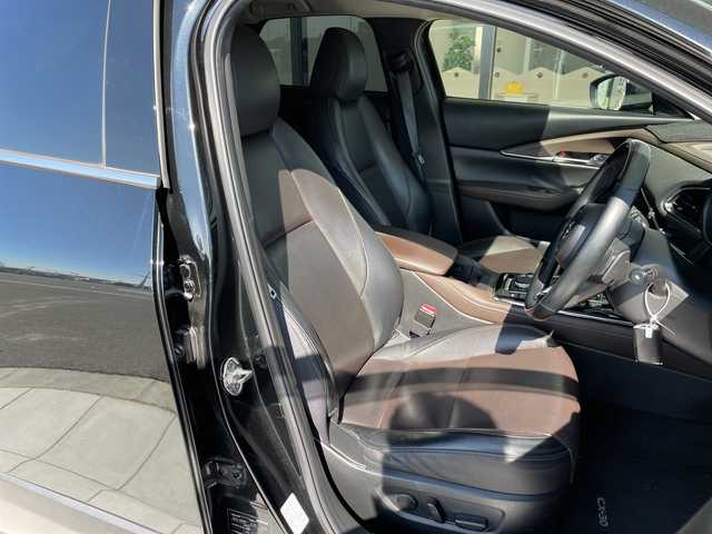 マツダ ＣＸ－３０ XD Lパッケージ 愛知県 2020(令2)年 9.4万km ジェットブラックマイカ プレミアムサウンドBOSE/純正10.25型ディズプレイオーディオナビ/全方位カメラ/レーダークルーズコントロール/シートヒーター/バックカメラ/電動リアゲート/パワーシート/ヘッドアップディスプレイ/コーナーセンサー/純正アルミホイール/ブラインドスポットモニター/LEDヘッドライト/パドルシフト/ステアリングヒーター/レーンキープアシスト/オートマチックハイビーム/ドライブレコーダー/ETC/衝突軽減システム/フルセグ/CD DVD/Bluetooth/ステアリングスイッチ/スマートキー/プッシュスタート