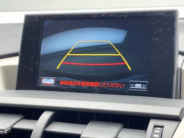 レクサス ＮＸ 200t 千葉県 2016(平28)年 6.8万km グラファイトブラックガラスフレーク 純正メーカーナビ/フルセグTV BT CD DVD AUX/バックカメラ /衝突軽減ブレーキ/レーダークルーズコントロール/前後ドライブレコーダー/前席パワーシート/アイドリングストップ/革巻きハンドル/ステアリングスイッチ/パドルシフト/純正アルミホイール/LEDヘッドライト/スマートキー/プッシュスタート