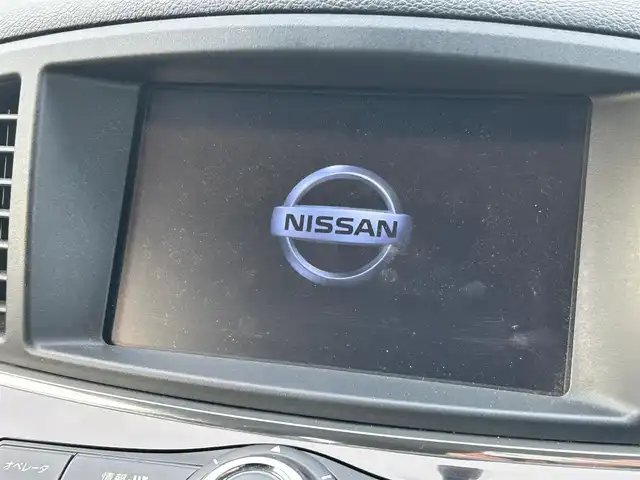 日産 エルグランド 250ハイウェイスターS 大阪府 2017(平29)年 2.4万km ファントムブラック 純正８インチナビ/   TV/CD/DVD/Bluetooth/全方位モニター/後席モニター/両側パワースライドドア/クルーズコントロール/オットマン/純正フロアマット/プッシュスタート/コーナーセンサー/スマートキー/ＥＴＣ/ＬＥＤライト