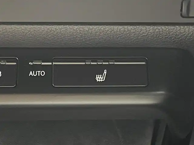 レクサス ＵＸ 250h Fスポーツ 岡山県 2020(令2)年 2.7万km マダーレッド サンルーフ/10.3インチメーカーナビ/・FM/AM/Bluetooth/フルセグ/CD/DVD/パノラマミックビューモニター/レザーシート/・D/Nパワーシート/・シートメモリー/・D/Nシートヒーター/Lexus Safety System＋/・プリクラッシュセーフティ/・レーントレーシングアシスト/・オートマチックハイビーム/・ブラインドスポットモニター/・レーダークルーズコントロール/・コーナーセンサー/ヘッドアップディスプレイ/ステアリングヒーター/パワーバックドア/ビルトイン2.0ETC/純正18インチアルミ